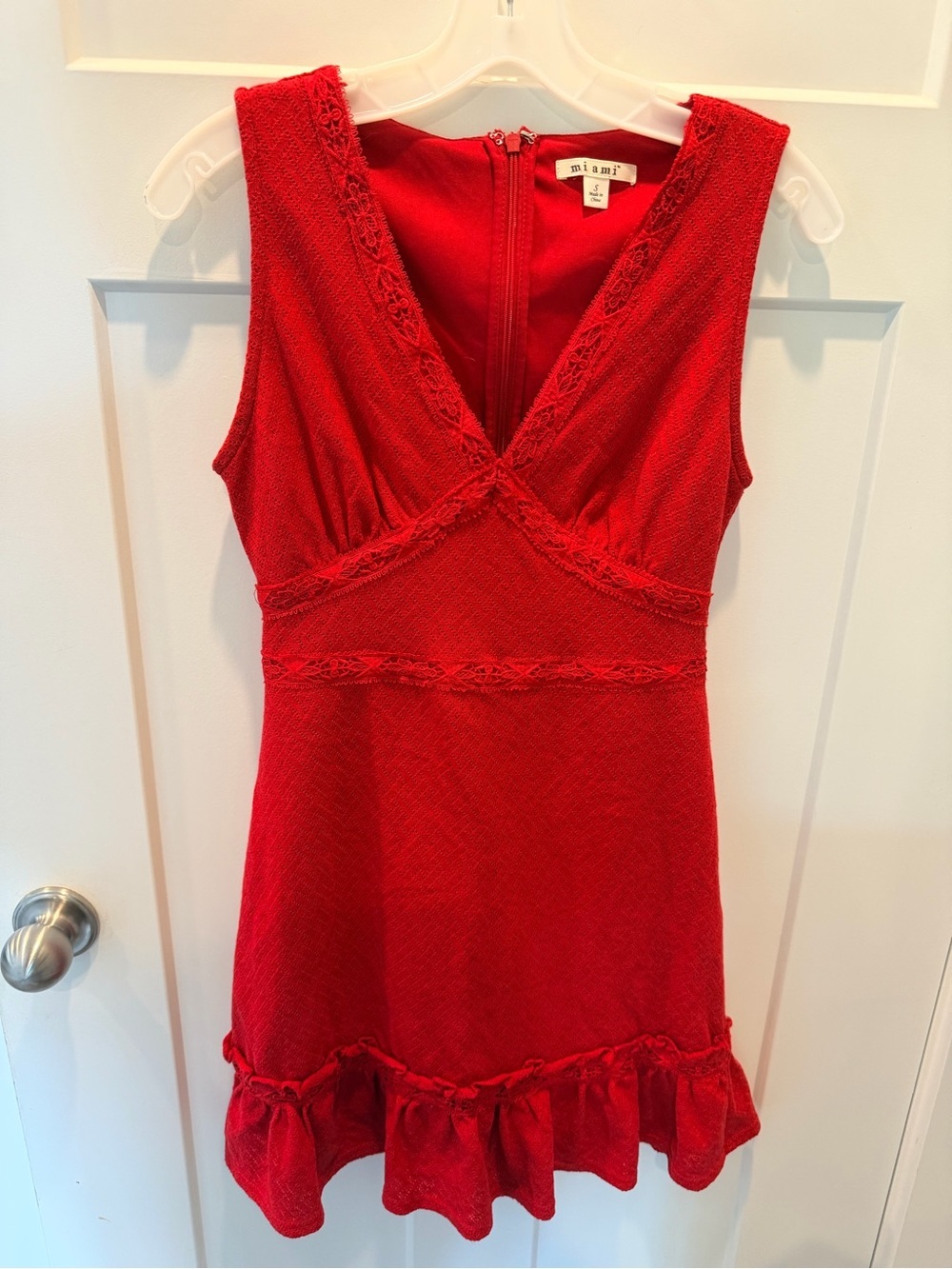 Mi Ami Red Lace Trim Deep V Ruffle Hem Mini Dress Size Small
